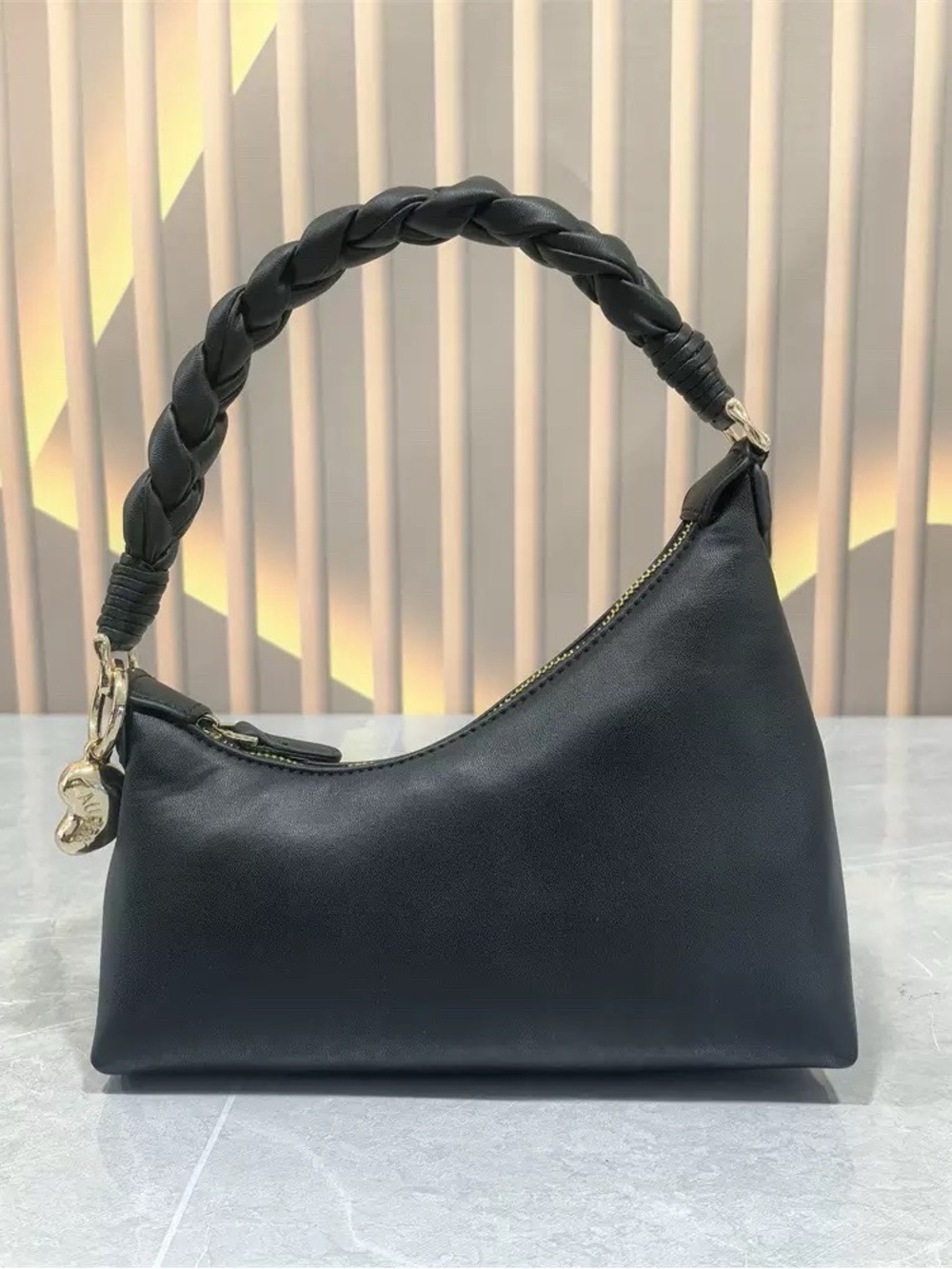 Aupen - Nirvana Shoulder Bag in Noir Black *NWT*